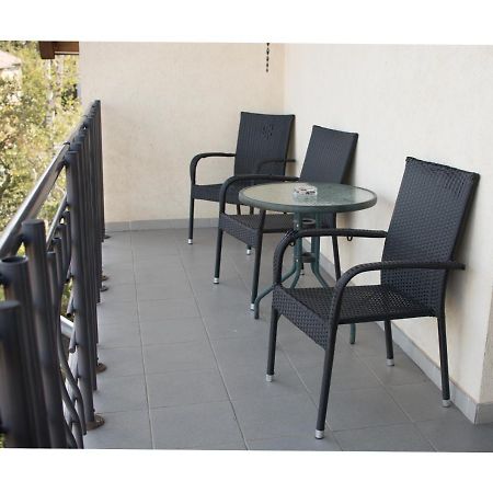 Hôtel Wolf Apartman101, Wolf Apartman 102 à Sárvár Extérieur photo